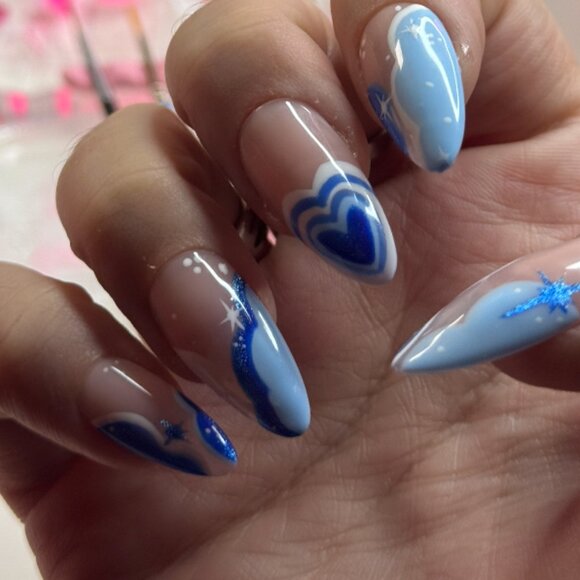 Shipped to your door! - Pineapple.pressons - Picture 3 of 8